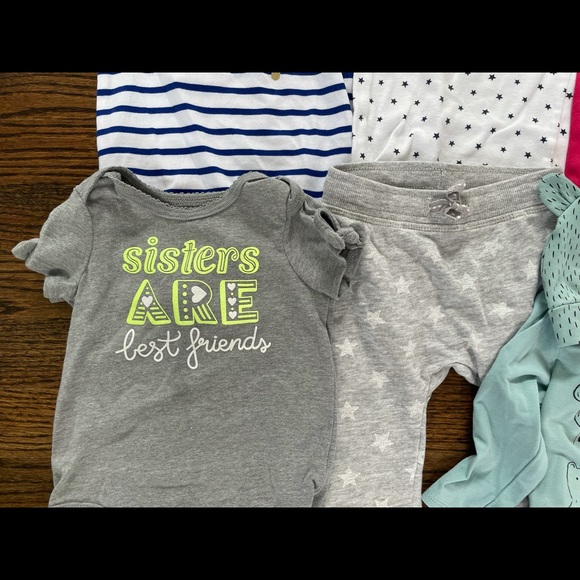 EUC! Lot of 7 Pieces of Baby Clothes! 3-6m. - Picture 5 of 7